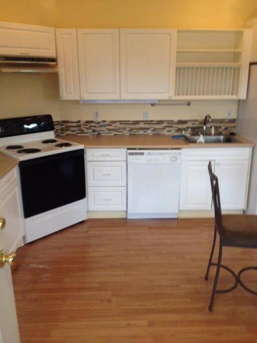 Kelli Creek Cottage - Reduced Price On Tours 朱诺 客房 照片