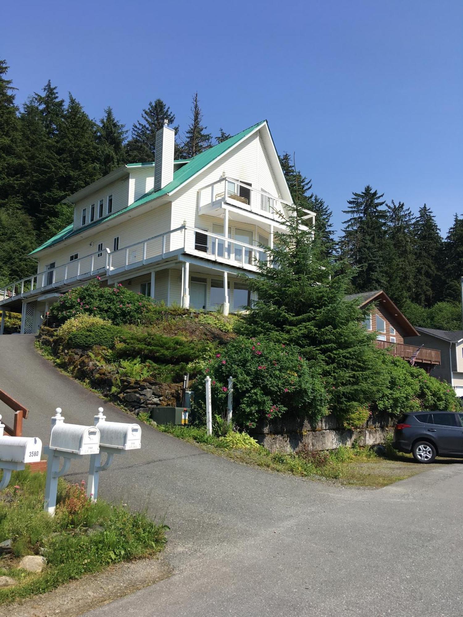 Kelli Creek Cottage - Reduced Price On Tours 朱诺 外观 照片